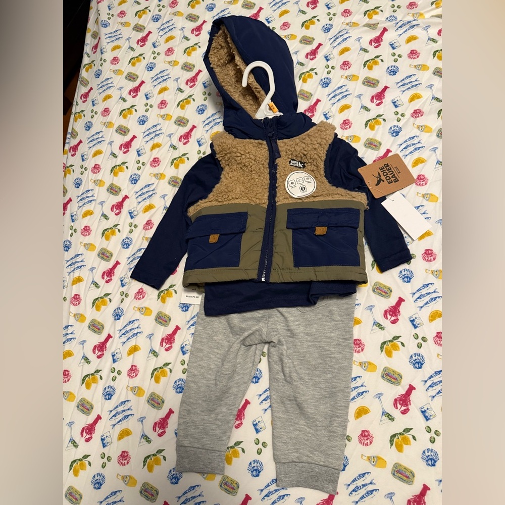 Eddie Bauer matching set size 12 months baby boy